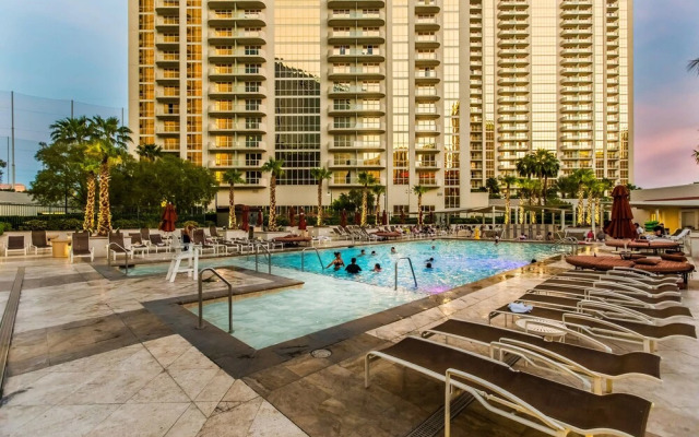 Signature Condos