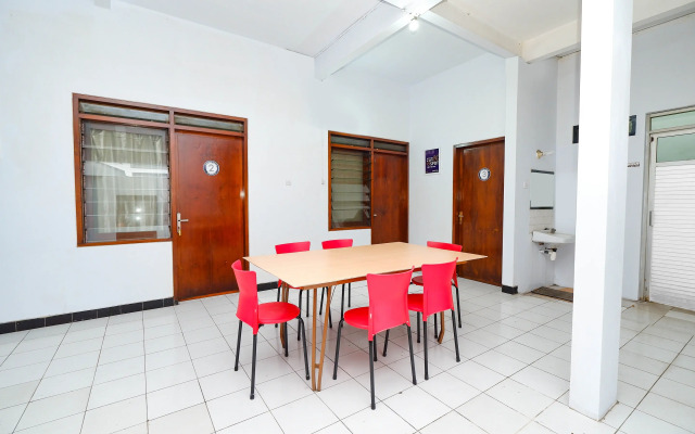 OYO 2240 Simpang Tujuh Residence