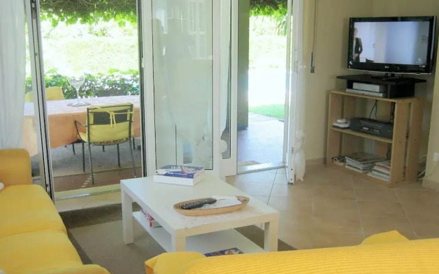Belvilla by OYO Villa Serena