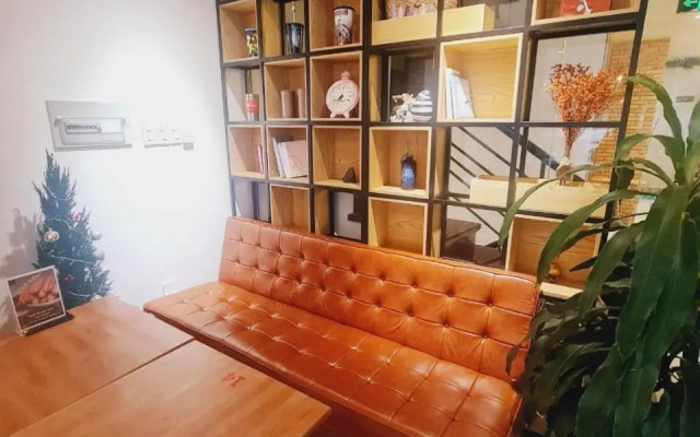 Lyly's House - Homestay