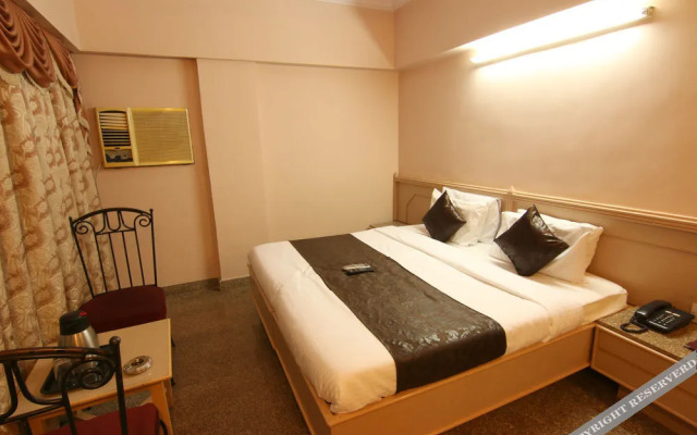 OYO Rooms Goregaon East Station