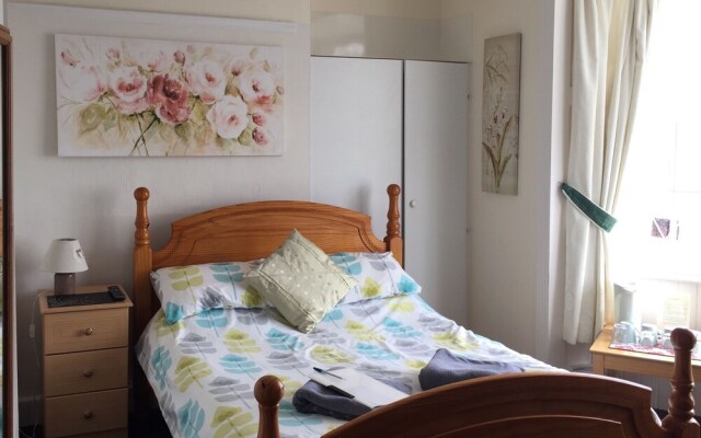 Whitecliff Guesthouse