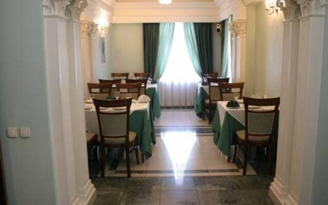Gloria Hotel