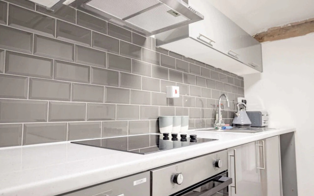 Host Stay New Street Dwelling