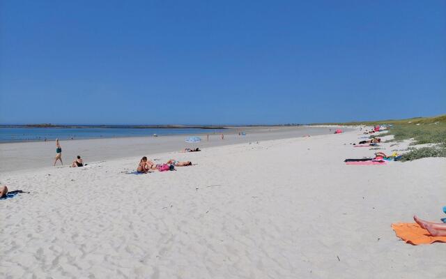 Beachfront Holiday Home in Guisseny