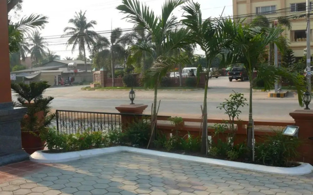 Vanne Hotel