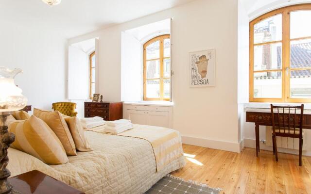 Chiado 4-Bedroom Flat