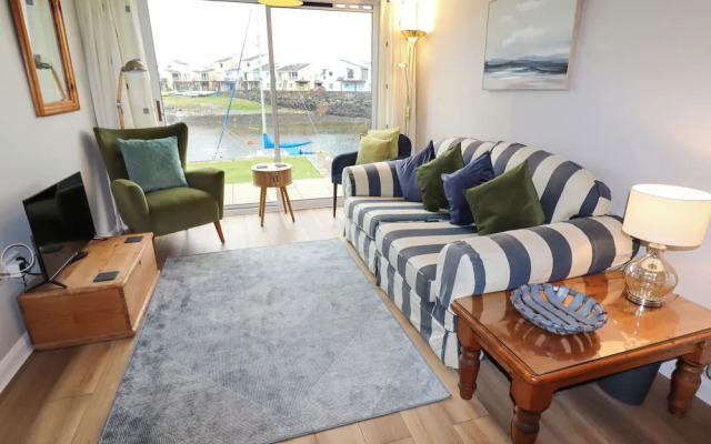 9 Oakley Wharf