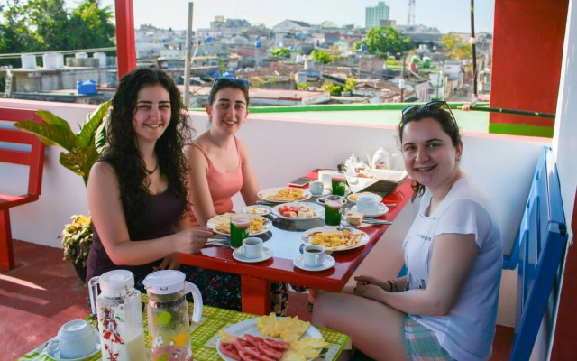 Central Room Terrace-Balcony