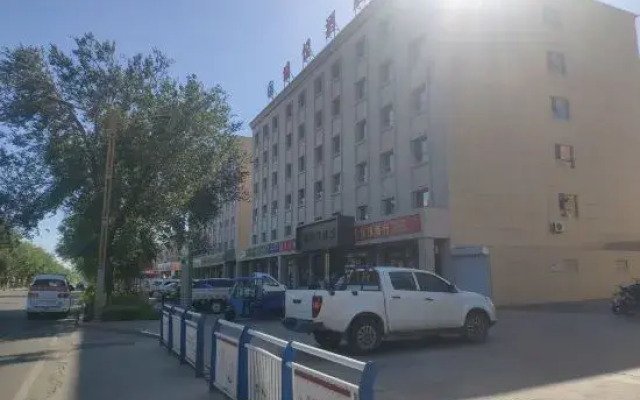 Alashankou Chengyue Hotel