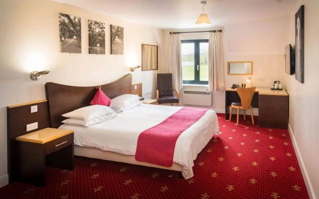 The Sharnbrook Hotel