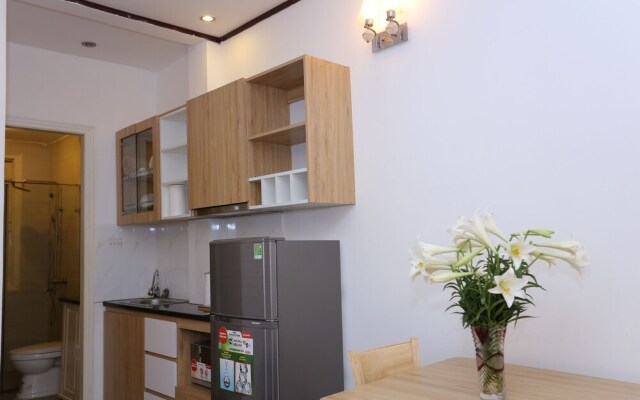 A Rich Stay Westlake 4B6-TH