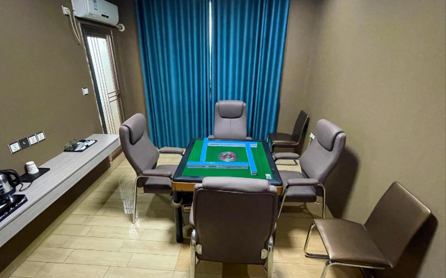 Cenxi Baili Express Hotel