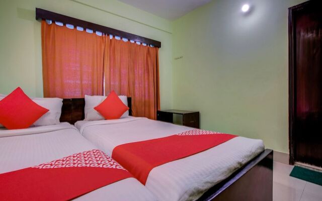 OYO Flagship 604 Ballygunj Kolkata
