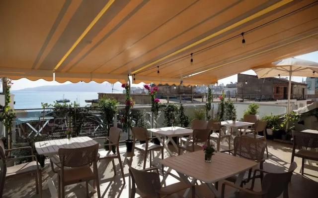 Hotel Jonian