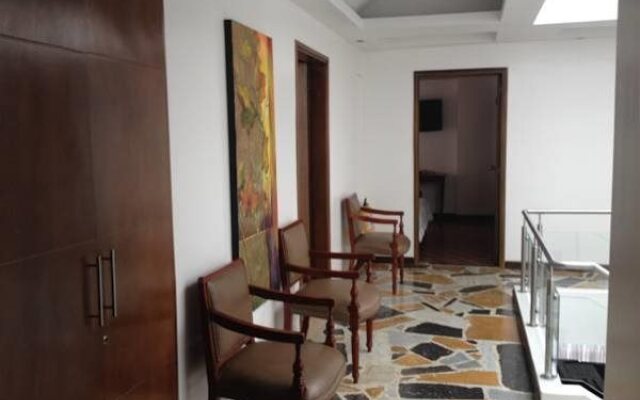 CM Traveler Home