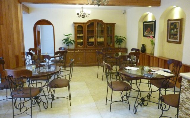 Quinta Roca Hotel