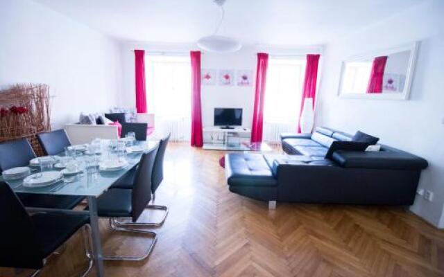 Apartments Old Town Square 27