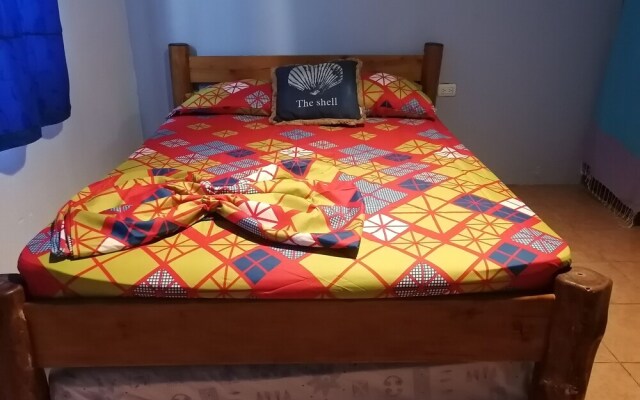 Hostel Marisol Playa Samara