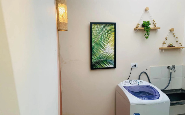 Lindo Sobrado ( 3 min. Consulado EUA)