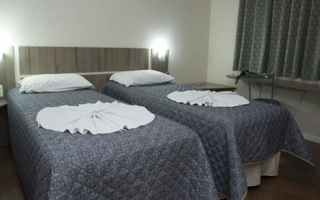 LH Plaza Hotel