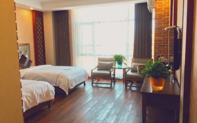 Sunshine Hotel 1st Road (Altay Emerald Bay)
