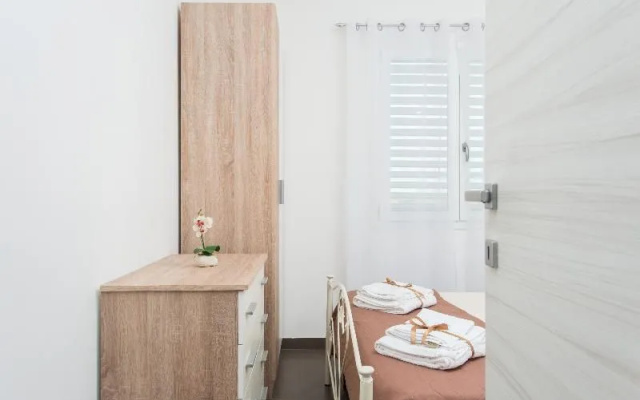Galileo Suites Apartments