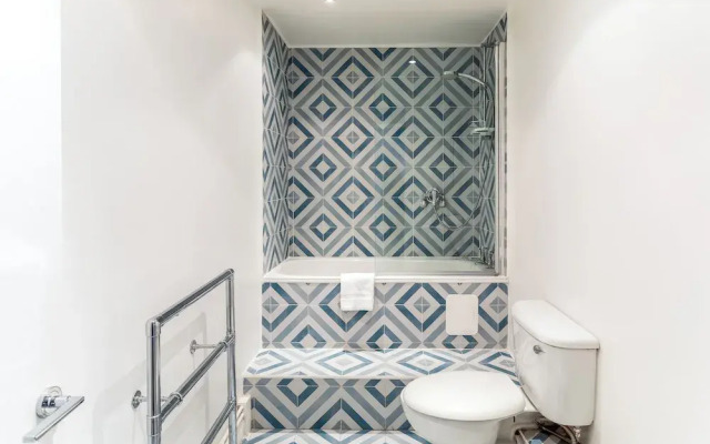 Two Bed Notting Hill Gem