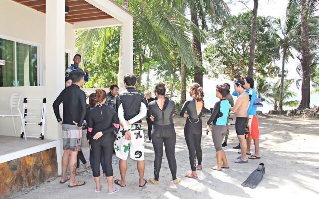 Submarine Garden Beach Resort