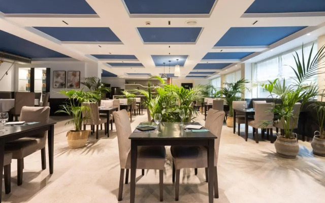 Hotel Colón Rambla