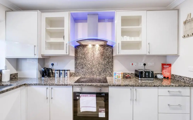 Town Center 4 Bedroom 4 bathroom House