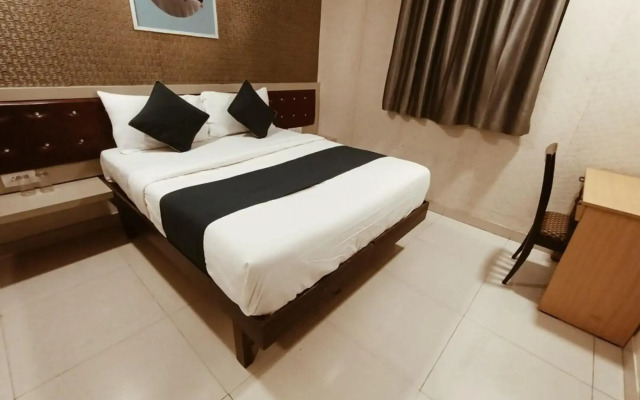 Hotel Shangrila by OYO Rooms