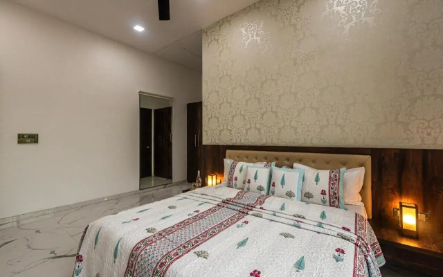 Saffronstays Odyssey, Karjat