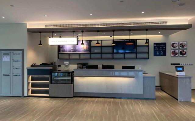 Hanting Hotel Baoding Fuping Riverside Bridge