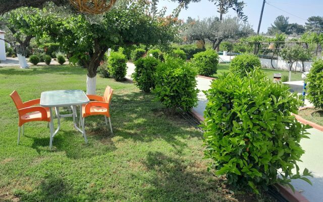 Villa Maroula