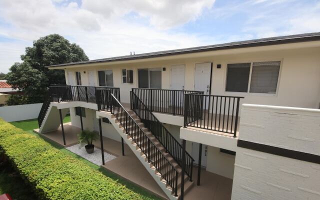 251 Airport Top House Apartments