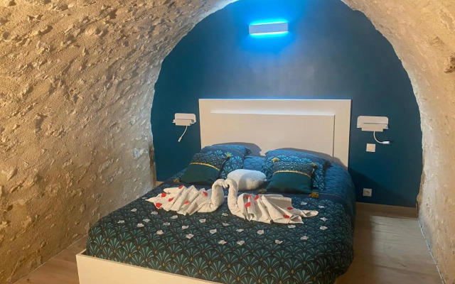 Trog'Love: Balnéo détente dans une troglodyte