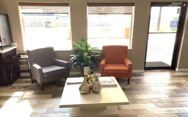 Days Inn by Wyndham Orange