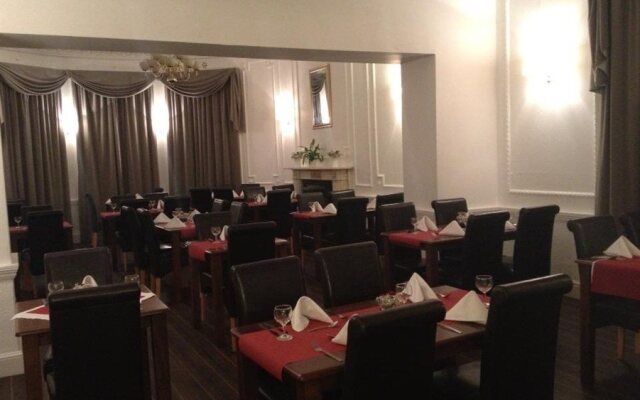 Mansfield Manor Hotel