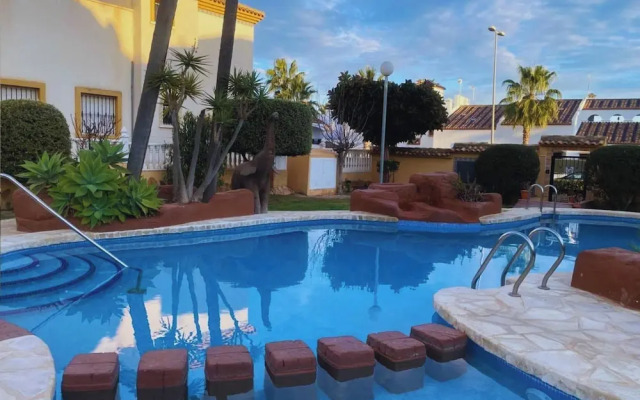 Modern Escape, Shared Pool, Private Terrace