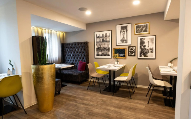 V Boutique Hotel