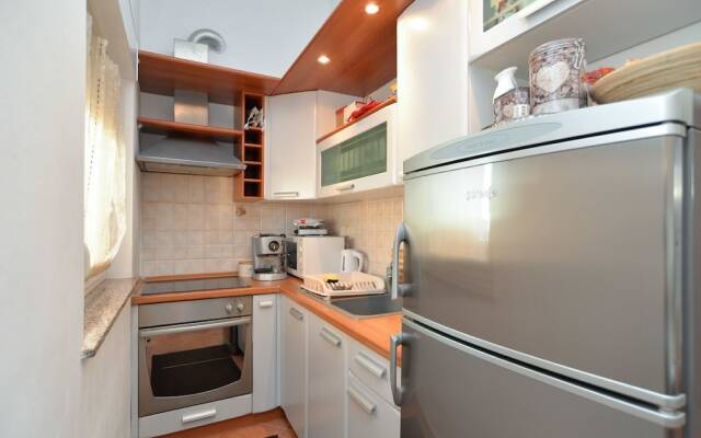 Apartment 258