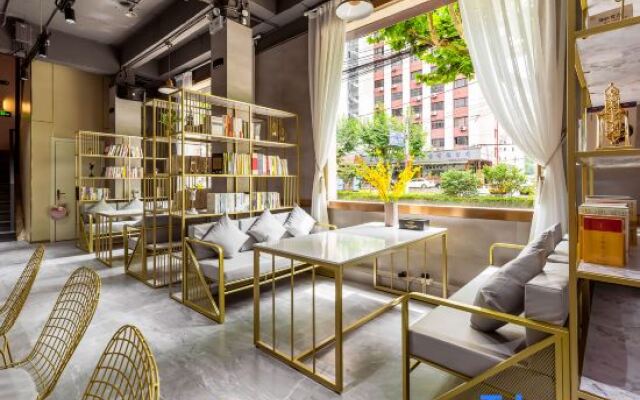 Mijia International Youth Hostel (Shanghai People's Square)