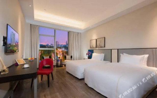X Hotel Shuguang Atour, Shanghai Wuxu Cruise Terminal