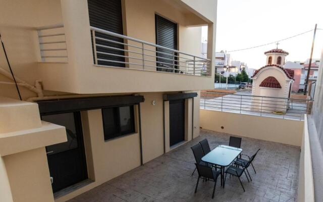 Theo & Ms Apt - 2 Beds - Garden - Parking - Wifi