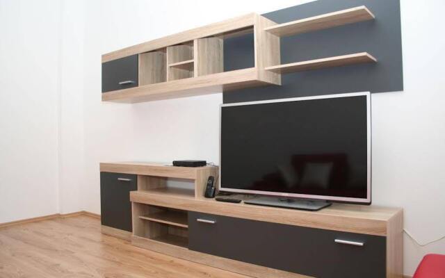 Top Rooms Aparthotel