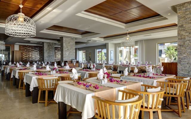 La Local Suites & Spa
