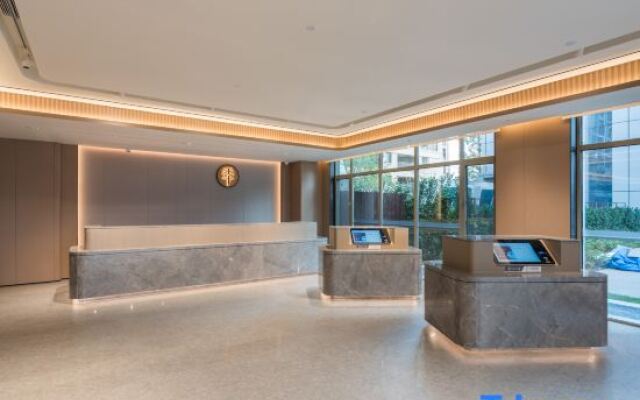 JI Hotel (Qingdao Qiche Beizhan Xianjiazhai Subway Station)