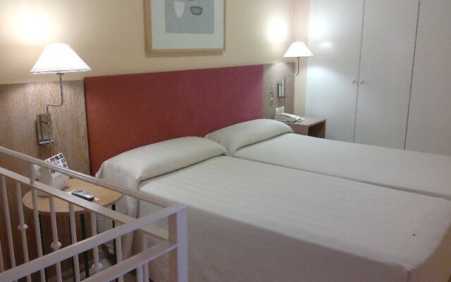 Hotel Nh Jardines Del Turia