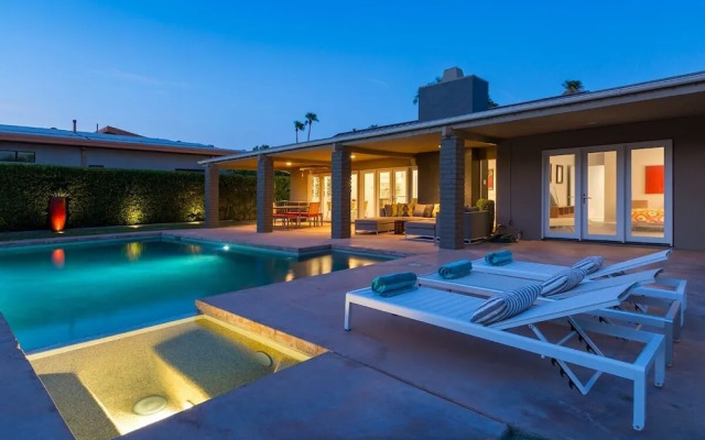 Tranquilo 3 Bedroom Home by Redawning